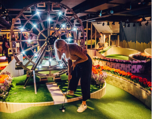 Mini Golf at Swingers