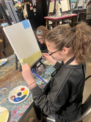 9A16DD64-D5A6-48D5-8882-AC6AF71FC1F6